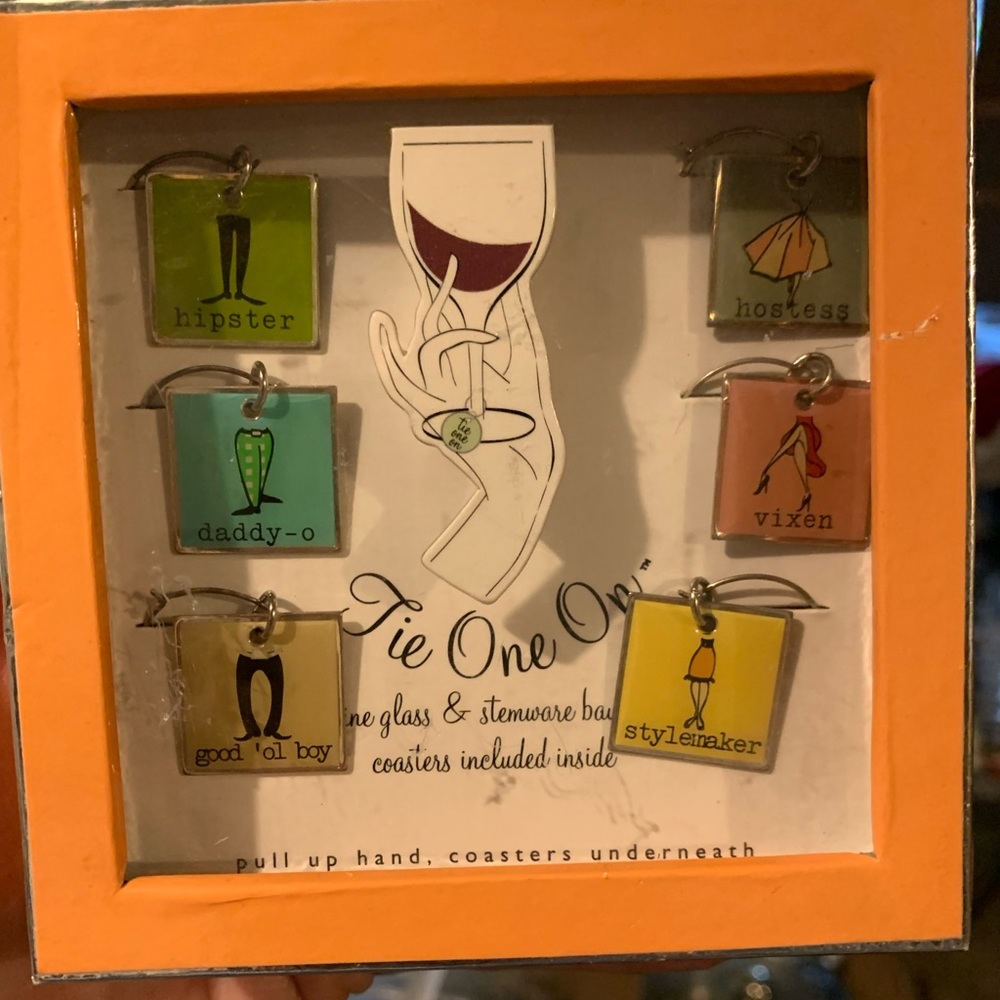 Wine glass & stemware baubles with matching coasters